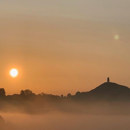 Magic Of Avalon Lägenhet Glastonbury Exteriör bild